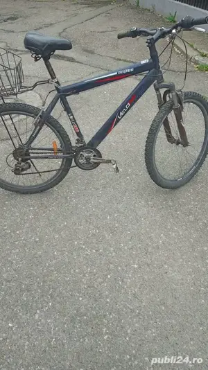 vând bicicleta este velors roți de 26 