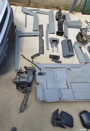 Dezmembrari piese T4 Multivan aeroterme geamuri masuta panouri/ornamente electrice/electronice -poze - imagine 4