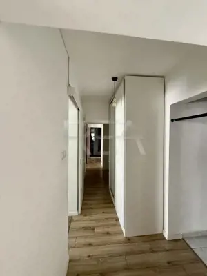 4 camere Renovat în Turda cu vedere pe spate - imagine 11