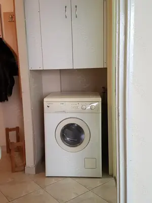 Apartament nou renovat de inchiriat cu 2 camere, decomandat, Zona Costaforu -Piata Mare - imagine 8