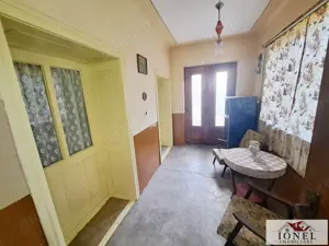 Casa de vanzare in Ghirbom - Berghin- 3800 mp teren - imagine 4 Casa de vanzare in Ghirbom - Berghin- 3800 mp teren - imagine 4