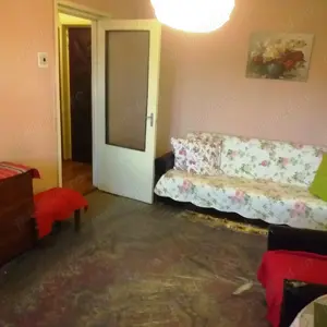 Vând apartament 3 camere zona Vlaicu