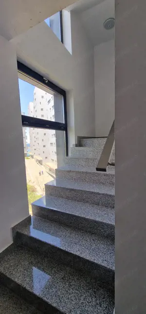 Faleza Nord apartament cu 3 camere, vedere la mare. - imagine 17