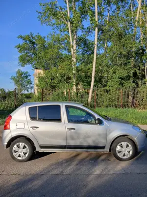 Dacia sandero - imagine 5