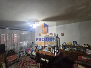 Apartament 4 camere, Ultracentral, etajul 1