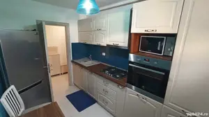 Proprietar, 2 camere ultracentral renovat, mobilat, parcare - imagine 3