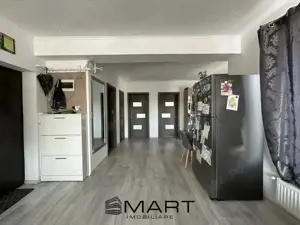 Apartament 3 camere zona Calea Poplacii