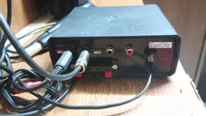 Amplificator Karaoke autocar 2 microfoane 4 boxe - imagine 2