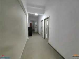 Spatiu de birouri sau cazare muncitori - imagine 10