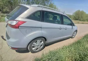 Ford Grand c-max , 1,6 tdci , an 2010 - imagine 4