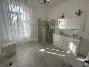 Casă tip conac S + P + E de 365 mpu, pe un teren de 1.143mp, Malu Mare - imagine 15