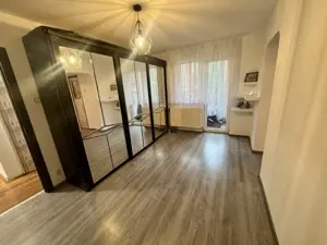 Apartament 3 camere etajul 2 - imagine 4