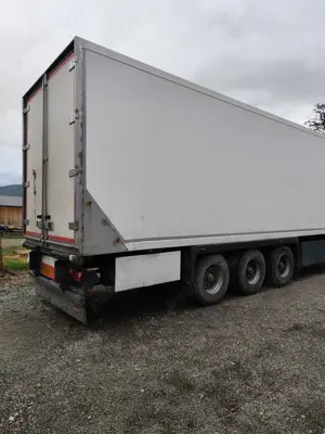 Semiremorca frigorifica