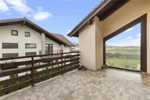 Comision 0% Vila superba in Sanpetru  5 camere si teren de 1644 mp - imagine 12