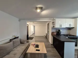 Apartament 4 camere modern, Rovinari, strada Prieteniei