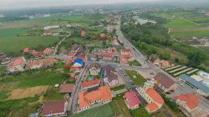 Pensiune cu 11 camere de vânzare, situată în Băile 1 Mai, Sânmartin - imagine 4