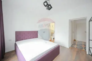 Pensiune cu 11 camere de vânzare, situată în Băile 1 Mai, Sânmartin - imagine 11