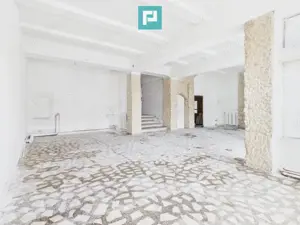 Spatiu comercial central Arad - imagine 4