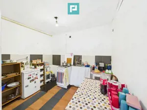 Casă cu 7 camere, teren generos in  Vladimirescu - imagine 4 Casă cu 7 camere, teren generos in  Vladimirescu - imagine 4