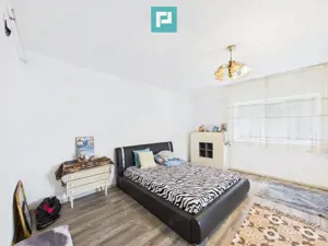 Casă cu 7 camere, teren generos in  Vladimirescu - imagine 2 Casă cu 7 camere, teren generos in  Vladimirescu - imagine 2