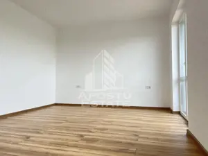 Duplex P+E, 4 camere, 2 locuri de parcare, in Sanandrei