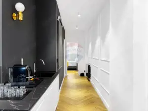 Vedere directă spre Piața Unirii, finisaje lux - afacere la cheie - imagine 16