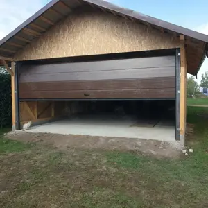 Usa de garaj Suceava