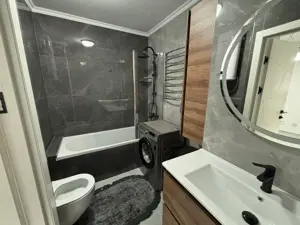 apartament o camera zona Tractorul