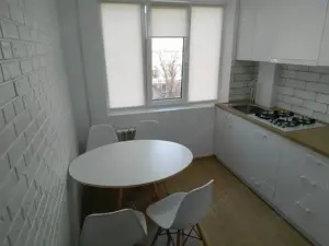 Inchiriere garsoniera in zona Drumul Taberei aproape de metrou