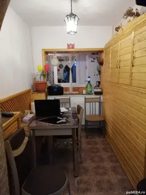 vand  apartament 2 camere - imagine 8