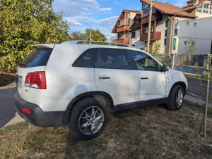 KIA  Sorento 2012 - imagine 3