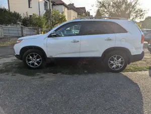 KIA  Sorento 2012 - imagine 2