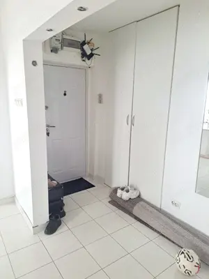 Apartament cu 3 camere in zona Rogerius - Oradea (106 mp) - imagine 11