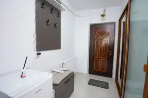 1 camera Tiglina 1 renovata mobilata si utilata LA CHEIE - imagine 6