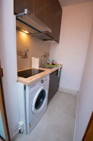 1 camera Tiglina 1 renovata mobilata si utilata LA CHEIE - imagine 5
