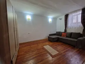 Locuință Boemă la Demisol, 2 Camere în Vilă -Comision 0% Chirias - imagine 6