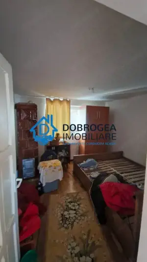 CATALOI - CASA P+E ,6 CAMERE ,TEREN 2000 MP - imagine 15