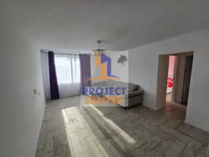 Apartament 3 camere, 2 balcoane, etajul 6, zona Ramada