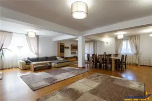 FILM! Rezidential sau investitional, teren extins, Tractorul, Brasov