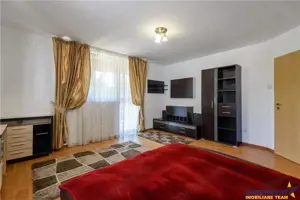 FILM! Vila impozanta,pretabila pe segmentul comercial  servicii,Tractorul,Brasov - imagine 20