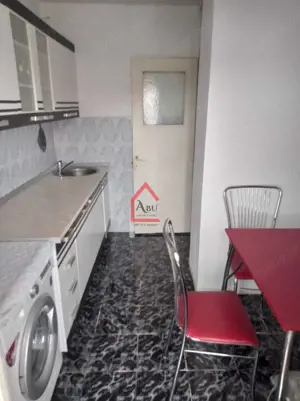 Apartament cu o camera,  Decomandat, Nicolina, Bulevard - imagine 8