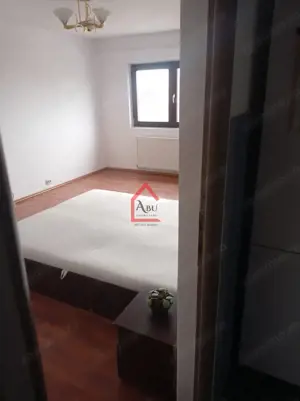 Apartament cu o camera,  Decomandat, Nicolina, Bulevard - imagine 5