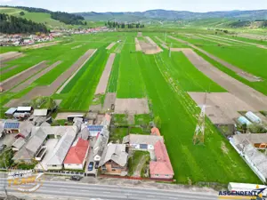 Ansamblu:doua case+anexe+domeniu de 10.101mp, Intorsura Buzaului,Covasna: FILM  Tur 3D!