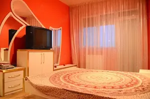 Apart. 2 camere bloc nou, Rogerius (zona Lacu Rosu), et. 3, cu garaj subteran, boxa, lift - 138000 E - imagine 6