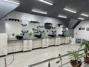 De închiriat spațiu comercial 