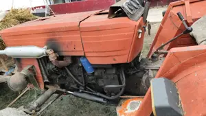 Vând tractor universal 445 - imagine 2