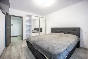 Apartament deosebit cu terasă panoramică – Sanpetru, Str. Sfinții Constantin - imagine 7
