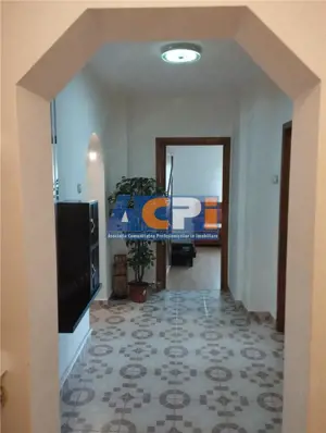 3 camere decomandate Arena Mall