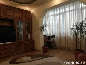 Inchiriez apartamen 2 camere zona Blajcovici