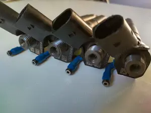 A6540700187 0445117048 Injector Mercedes A ,B ,C ,CLA ,CLS ,E ,GLA ,GLB ,GLC ,GLE ,Sprinter ,Vito  - imagine 6